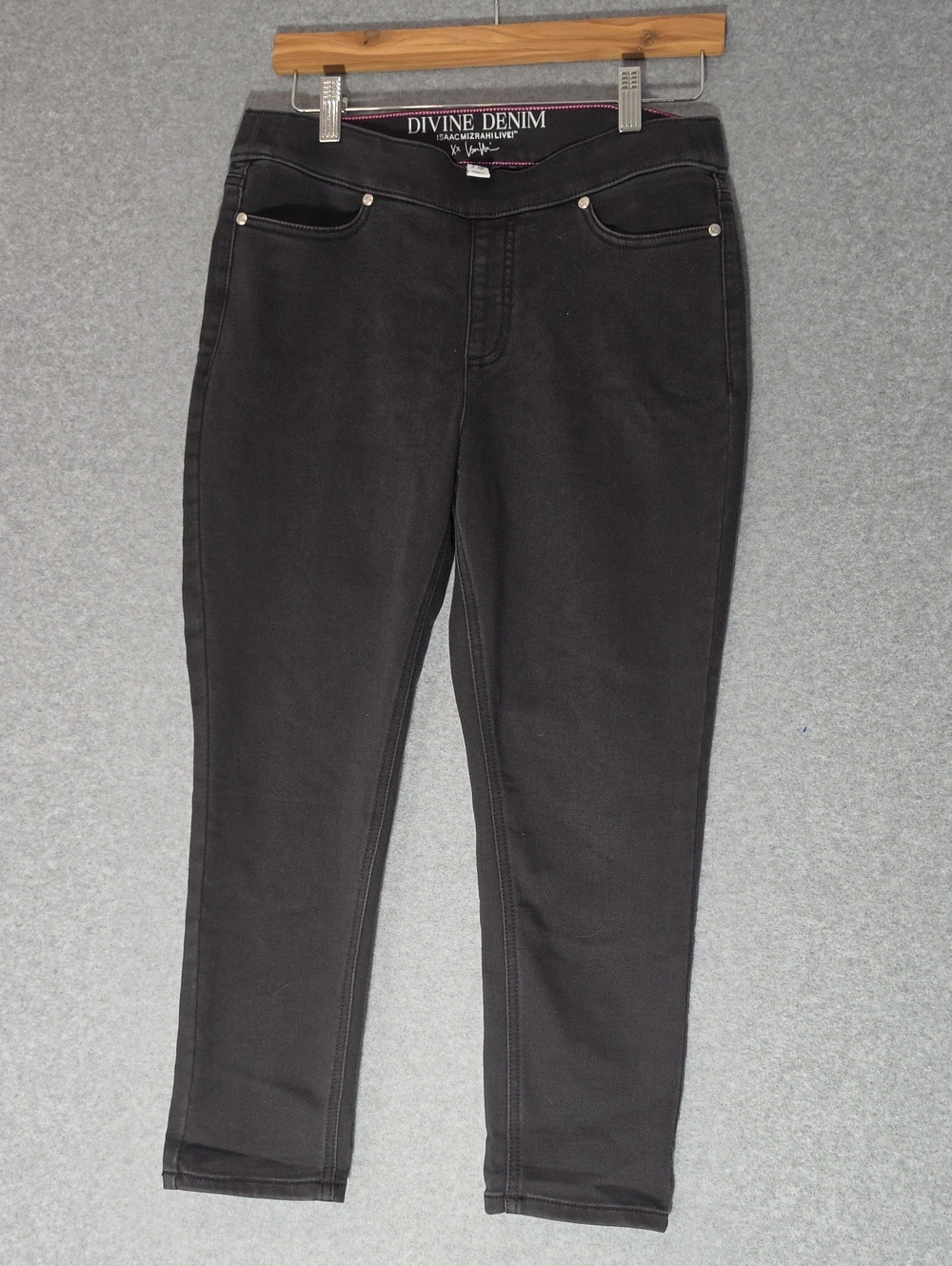 Divine Denim Women's Black Stretch Jeans